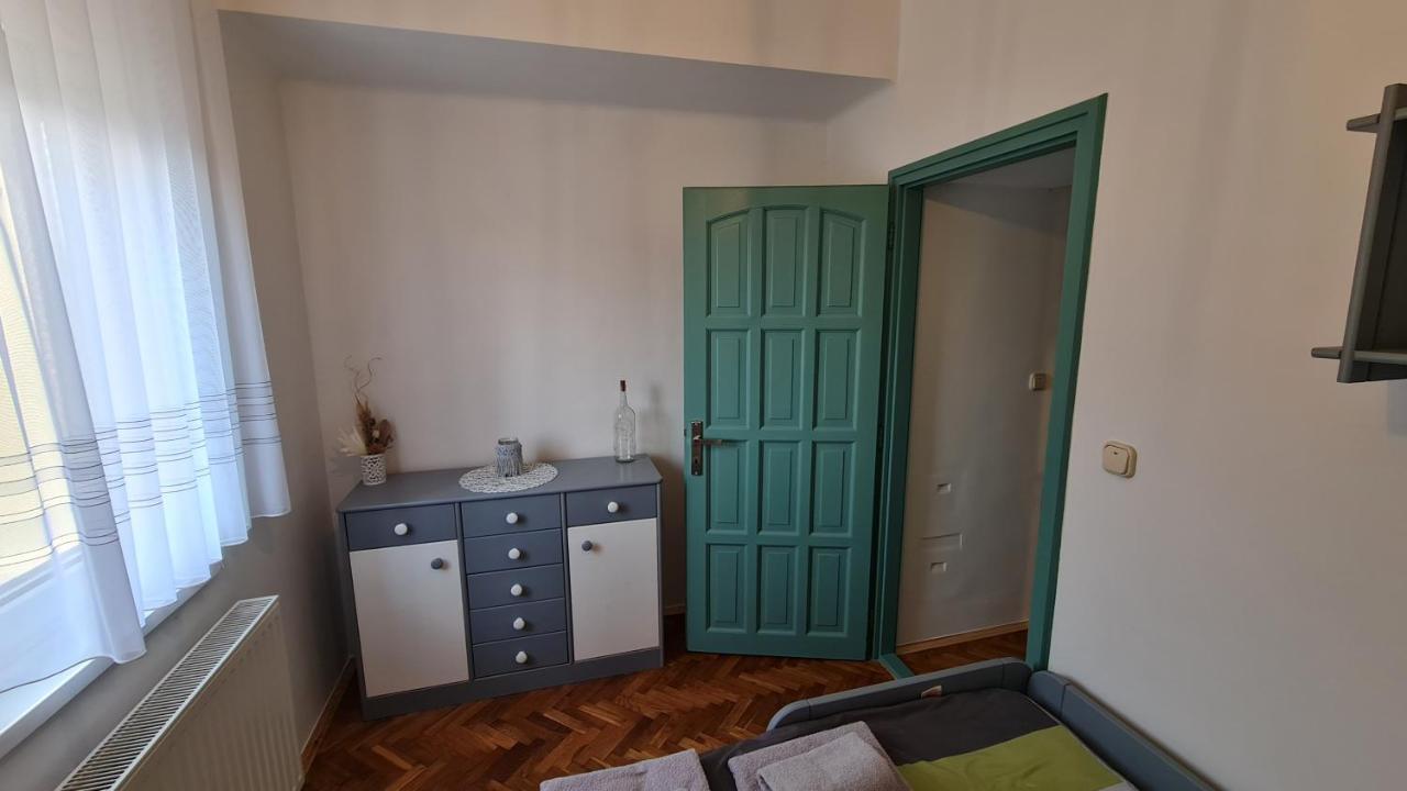 Ri-Jo Apartman 莫哈奇 外观 照片