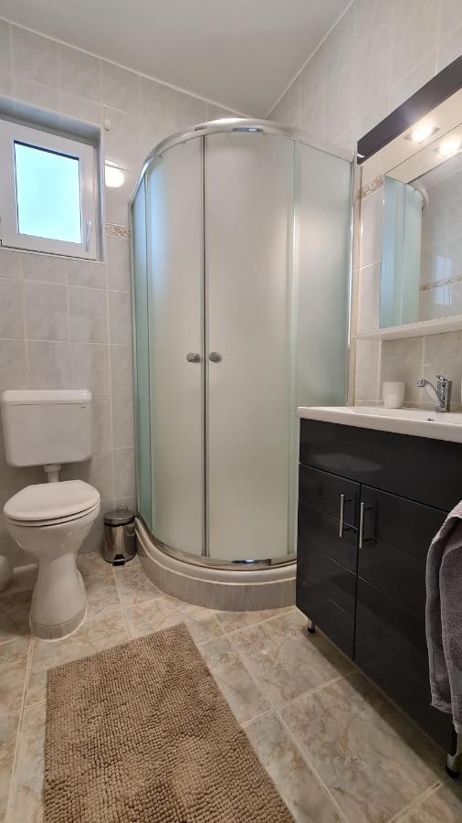Ri-Jo Apartman 莫哈奇 外观 照片